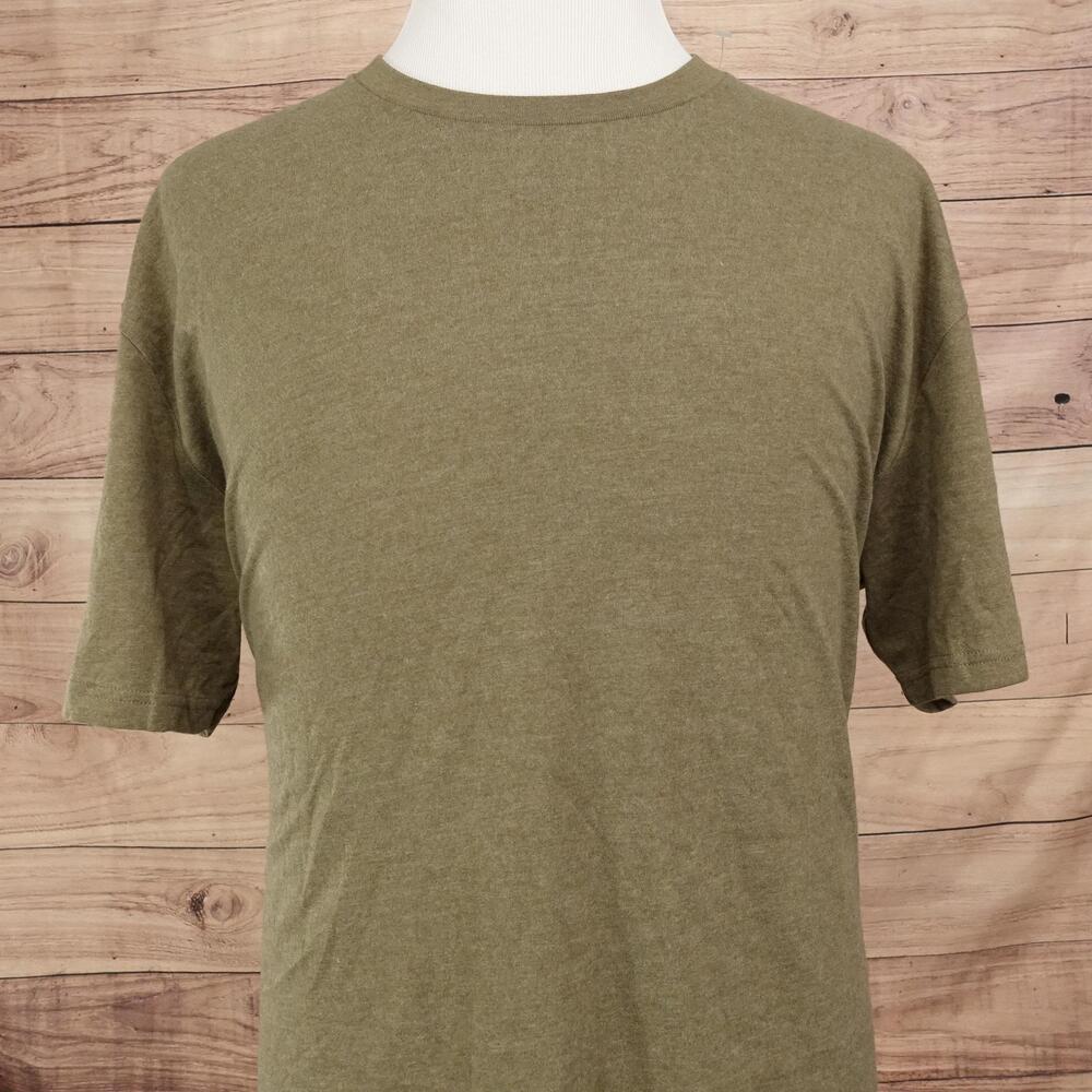 True Classic Shirt Mens 2XL Green Solid Tagless Crewneck Basic Tee T-Shirt